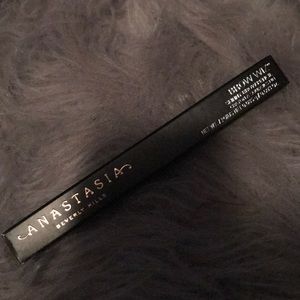 Anastasia Brow Wiz in Taupe